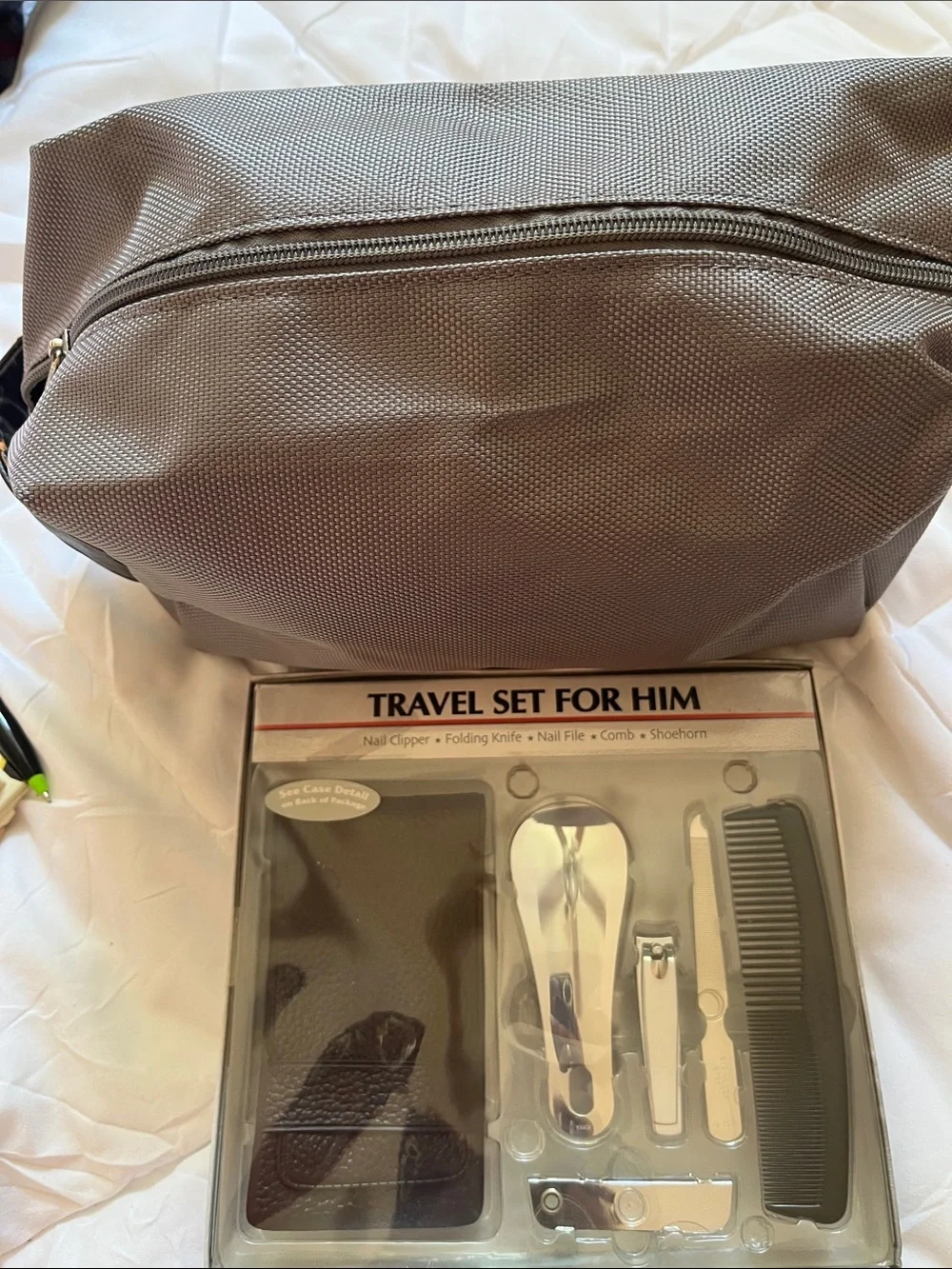 Men's Travel Grooming Kit — Brown